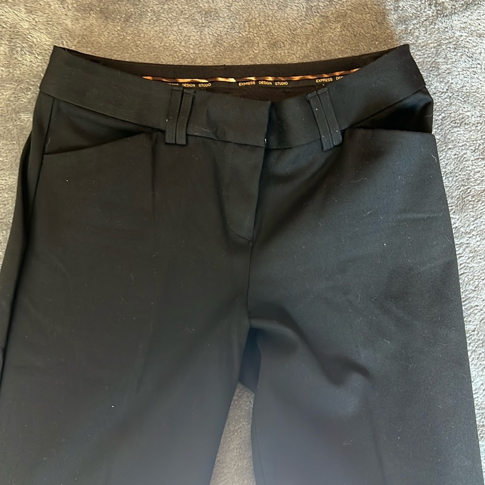 Express black skinny dress pants. From “Express Design Studio” size 0.